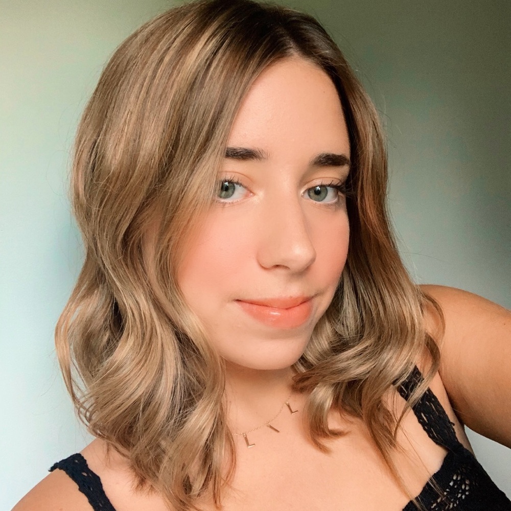 Meet your Posher, Lily